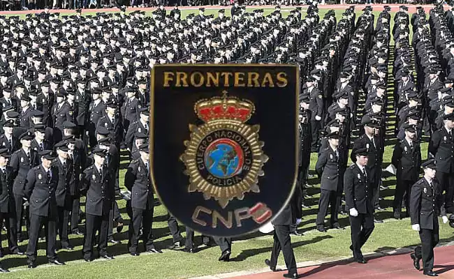 brigada de extranjeria y fronteras policia nacioanal